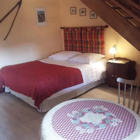 Les Petites Chapelles Bed & Breakfast Saint-Pierre-de-Plesguen Exterior photo